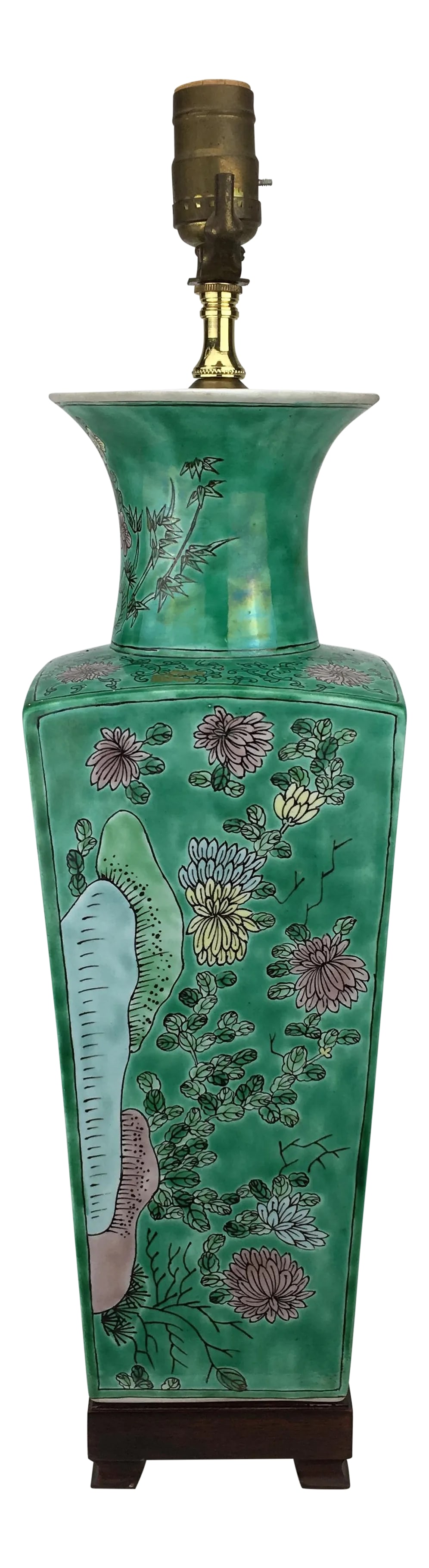 1970s Vintage Vase Lamp With Lotus Flowers: Elegant and stylish in a rich shade of green, this reading room vase lamp features lotus flower designs along the face of the lamp. Condition: Alterations: Original Condition Unaltered Imperfections: