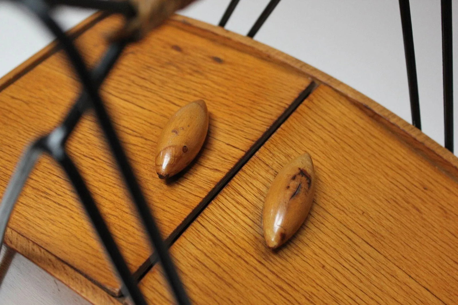 Petite Mid-Century Italian Maple and Metal Sewing Box - 10