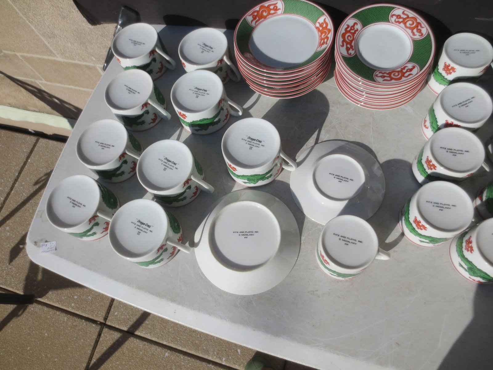 Fitz and Floyd Dragon Crest Coffee and Expresso Cups and Saucers, Set of 36 - 3