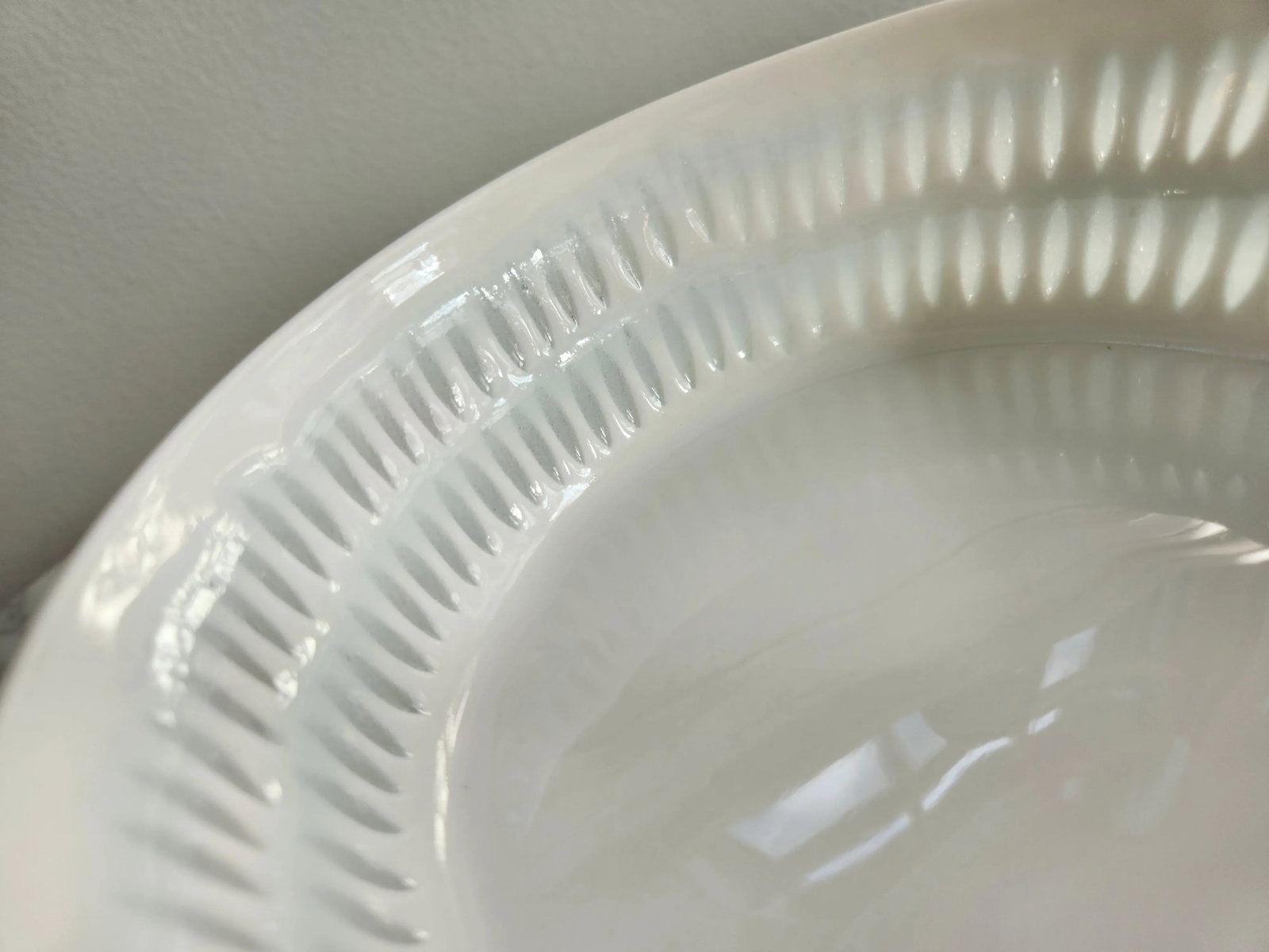 Large 1950s Porcelain Friedl Holzer-Kjellberg Rice Bowl for Arabia - 4
