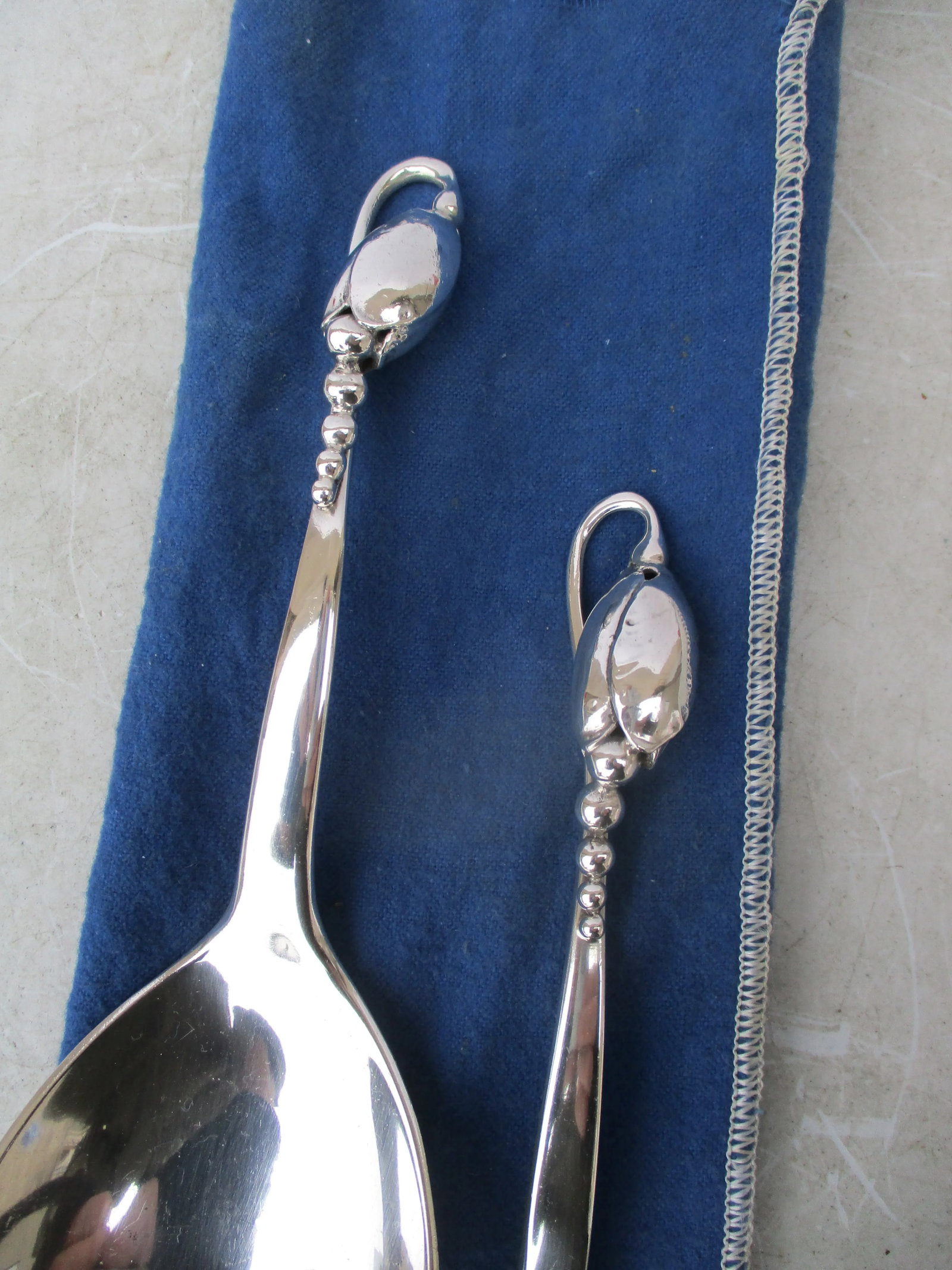 Georg Jensen "Blossom" Serving Set Circa 1930s. - Set of 2 - 2