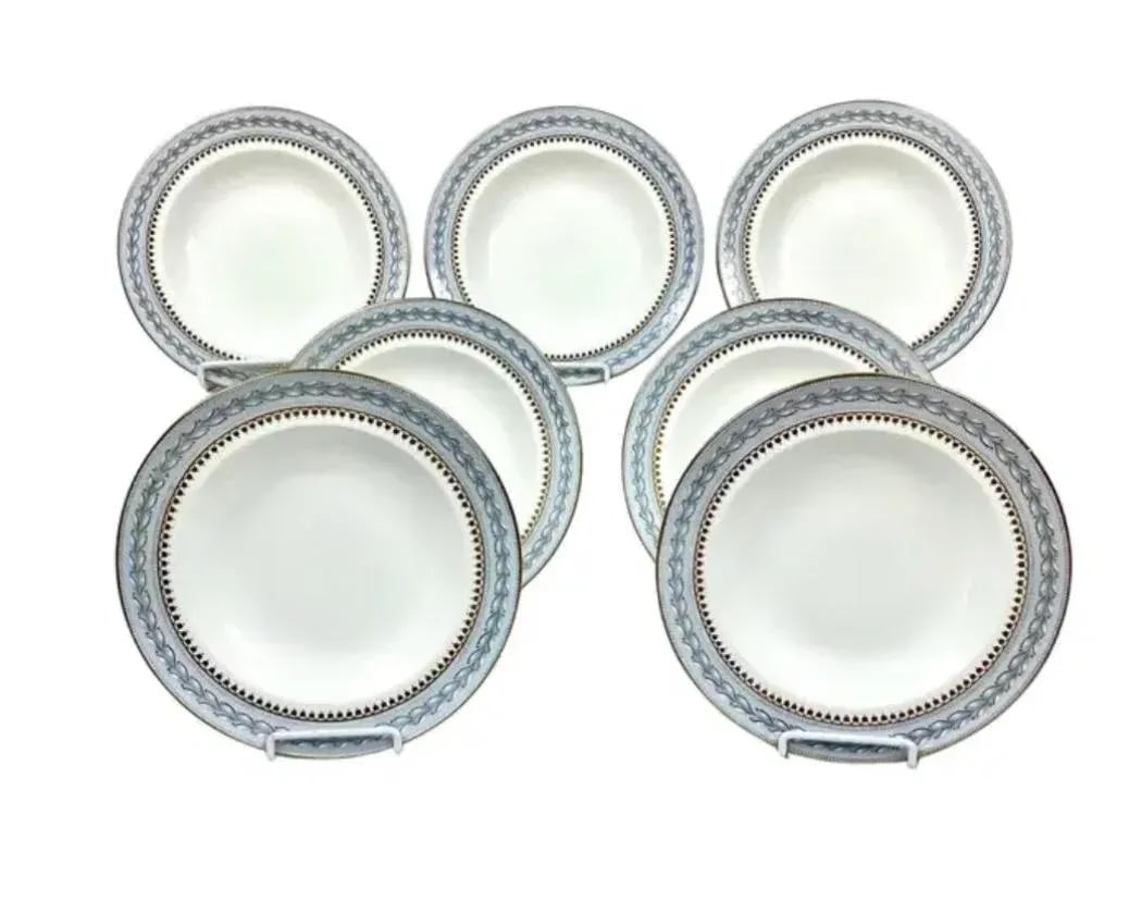 Set of Seven Late 19th/Early 20th Century Wedgwood Bone China Soup Bowls - 11