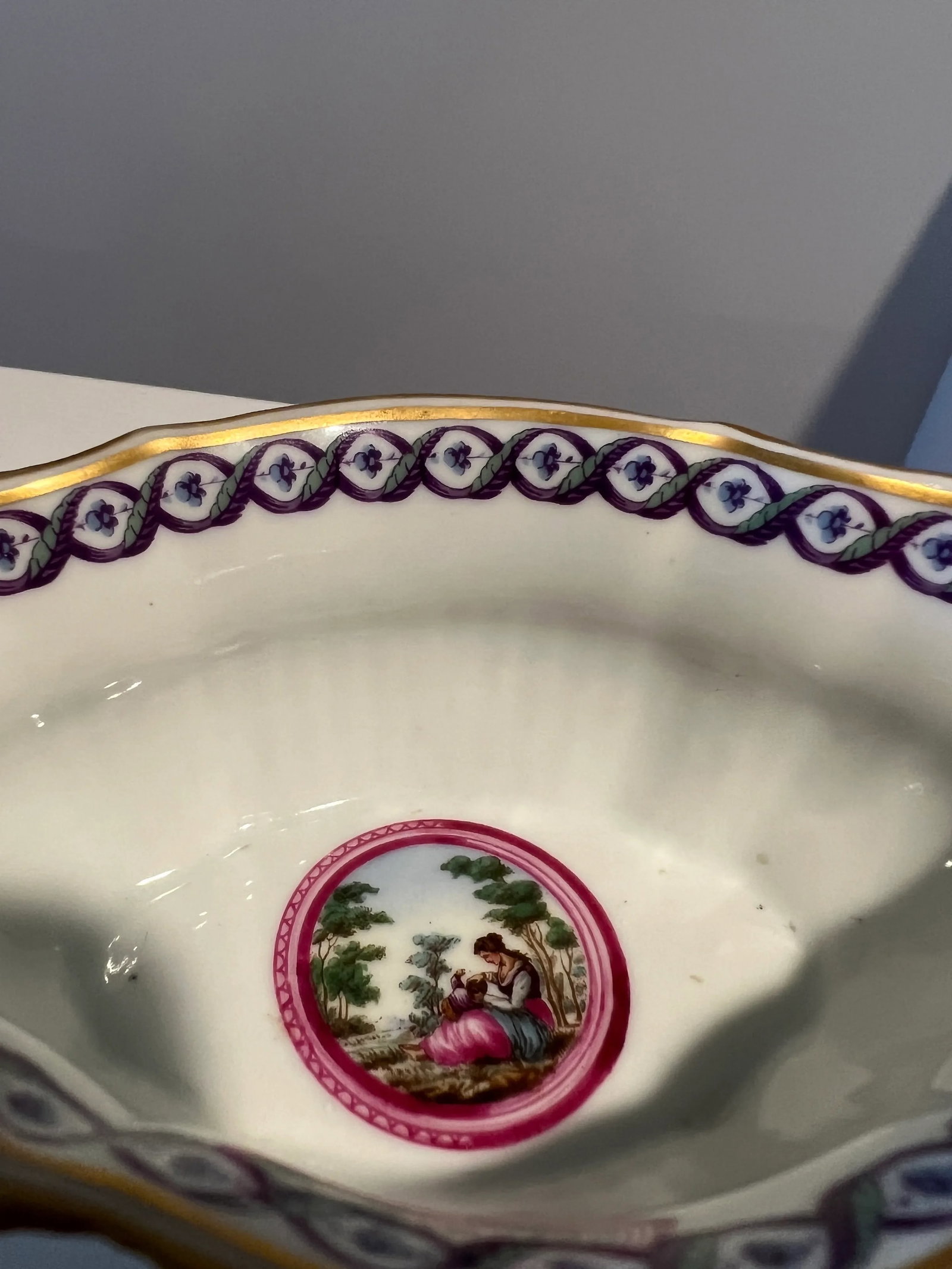 Pair, Richard Ginori Italian "Elba" Pattern Porcelain Open Sauce Boats - 7
