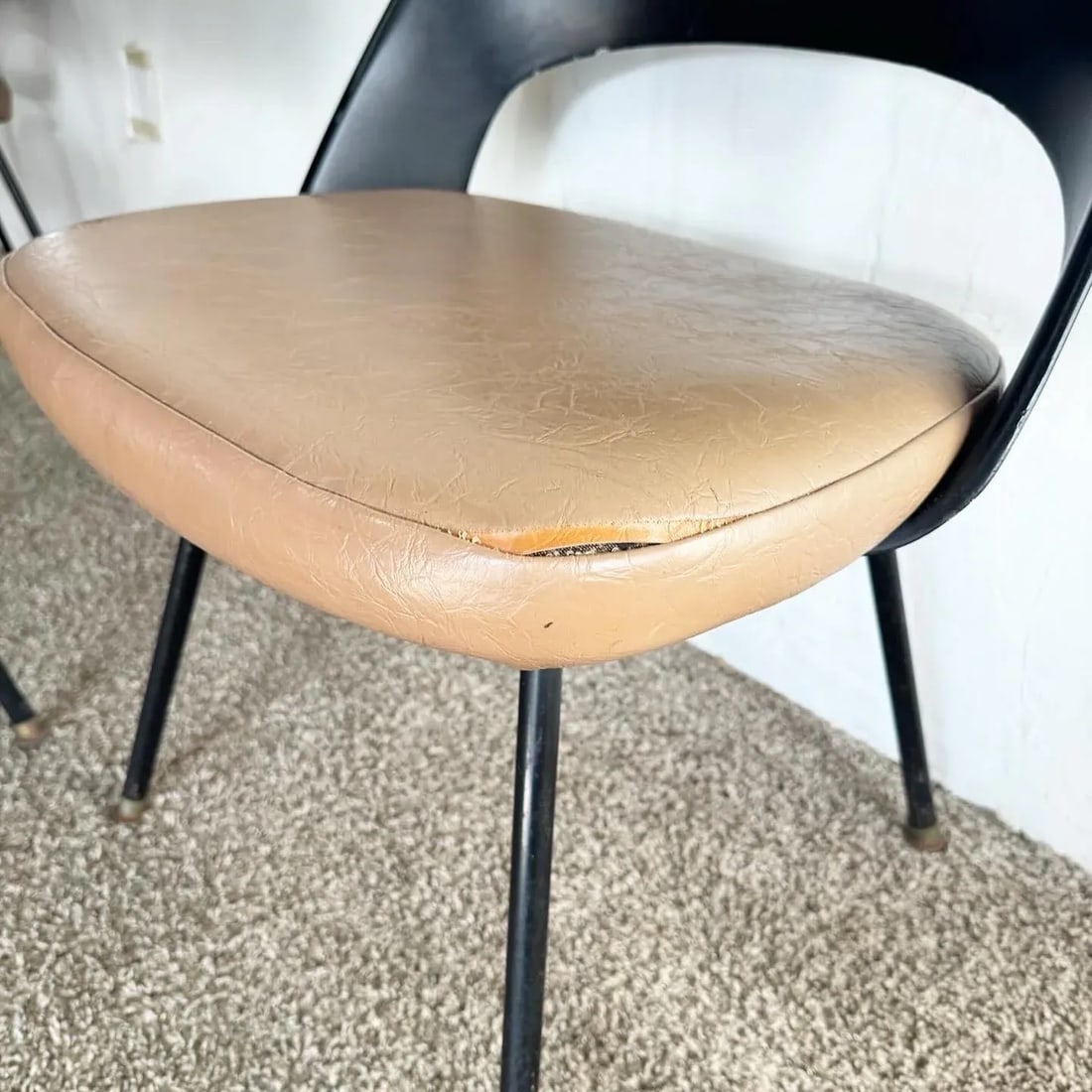 Mid Century Modern Eero Saarinen Model 42 Style Dining Chairs - Set of 4 - 8