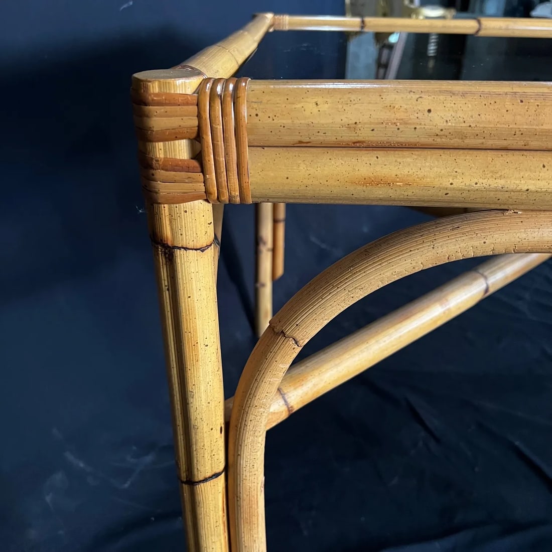 Ficks Reed Style 1950s Mid Century Rattan Dining Table and Four Caned Chairs -Set of 5 - 4