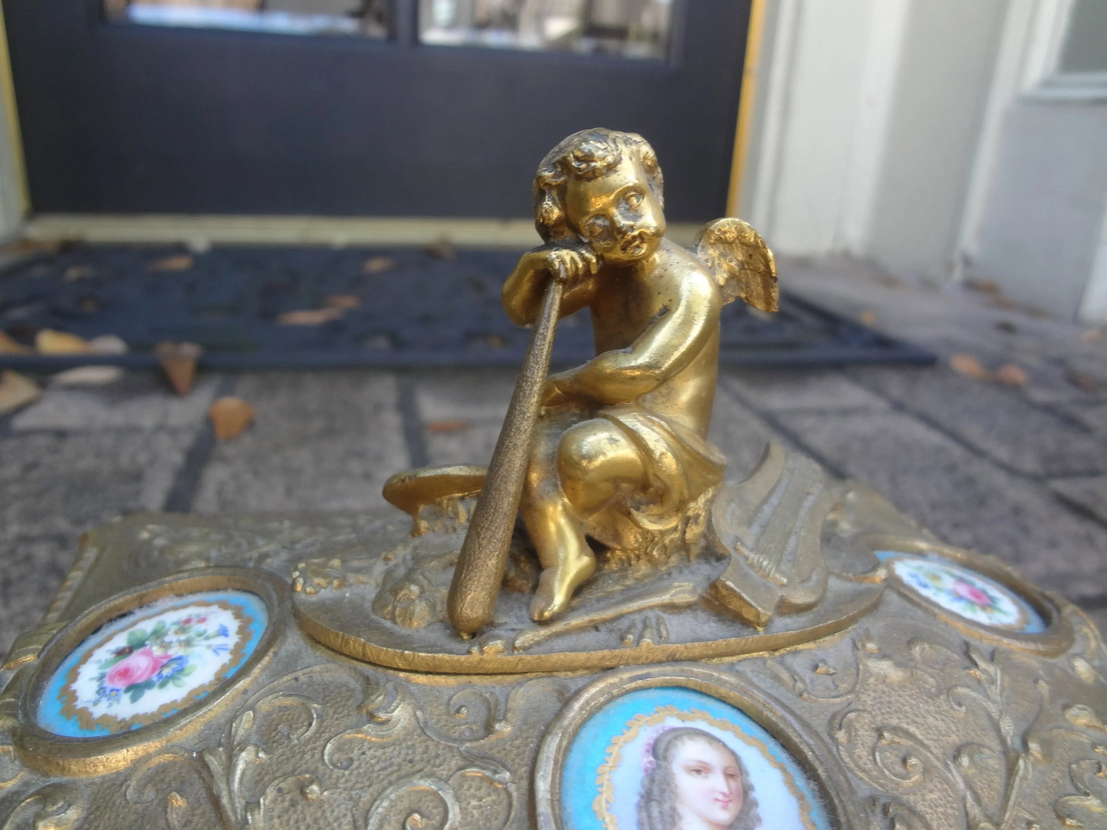 19th Century French Louis XV Style Bronze Box - 4