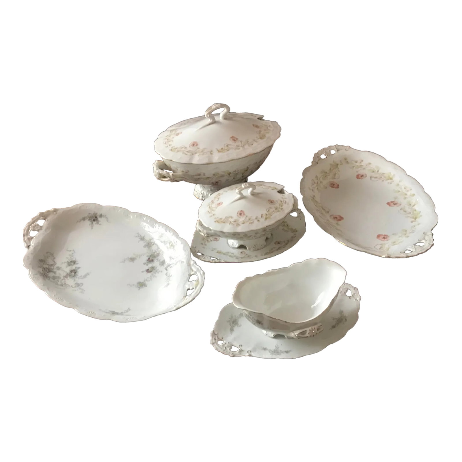 Boho Chic Antique French Porcelain Soup Tureen Serving Set- 5 Pieces: 5 pcs Antique French Versaiile porcelain dinner set. Comprising two soup tour eens, one sauce boat and two large platters. Very good condition. Circa 1890. Condition: Alterations: Original Condition