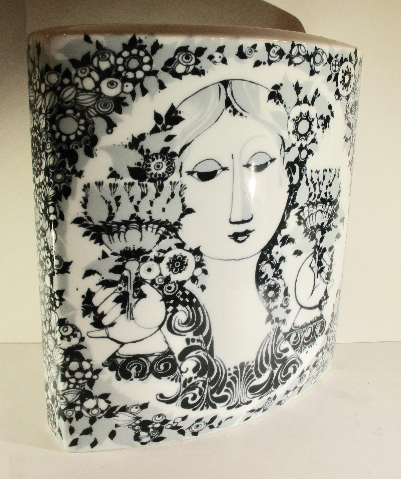 Bjorn Wiinblad for Rosenthal Studio Line Vase - 2