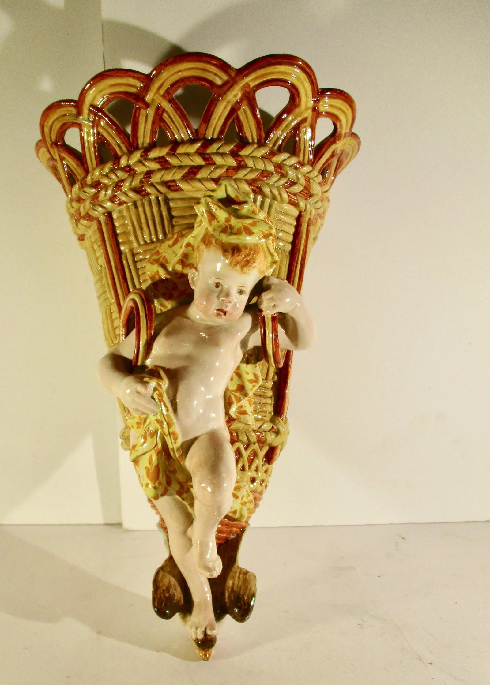 19th Century Ginori Majolica Wall Pocket - 10