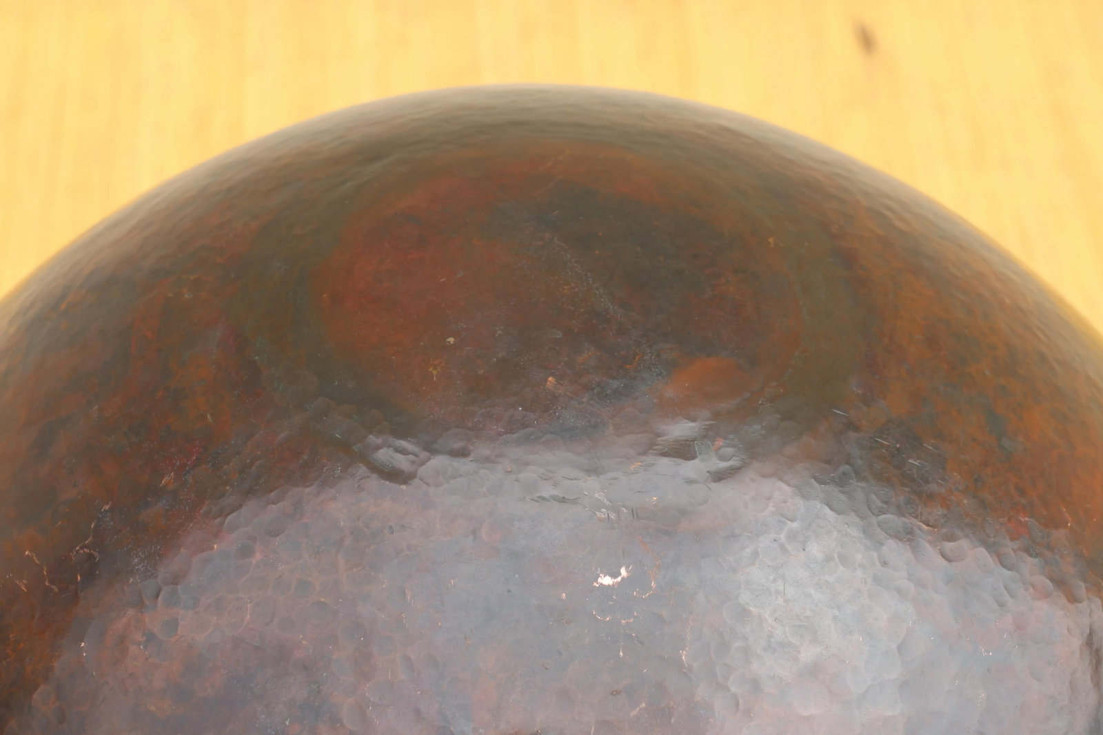 1980s Vintage Pair of Copper Spheres Sculptures by Robert Kuo - 8