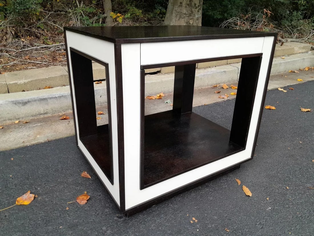 Michael Berman Los Angeles Marquis Side Table With Hidden Drawer. ' - 2