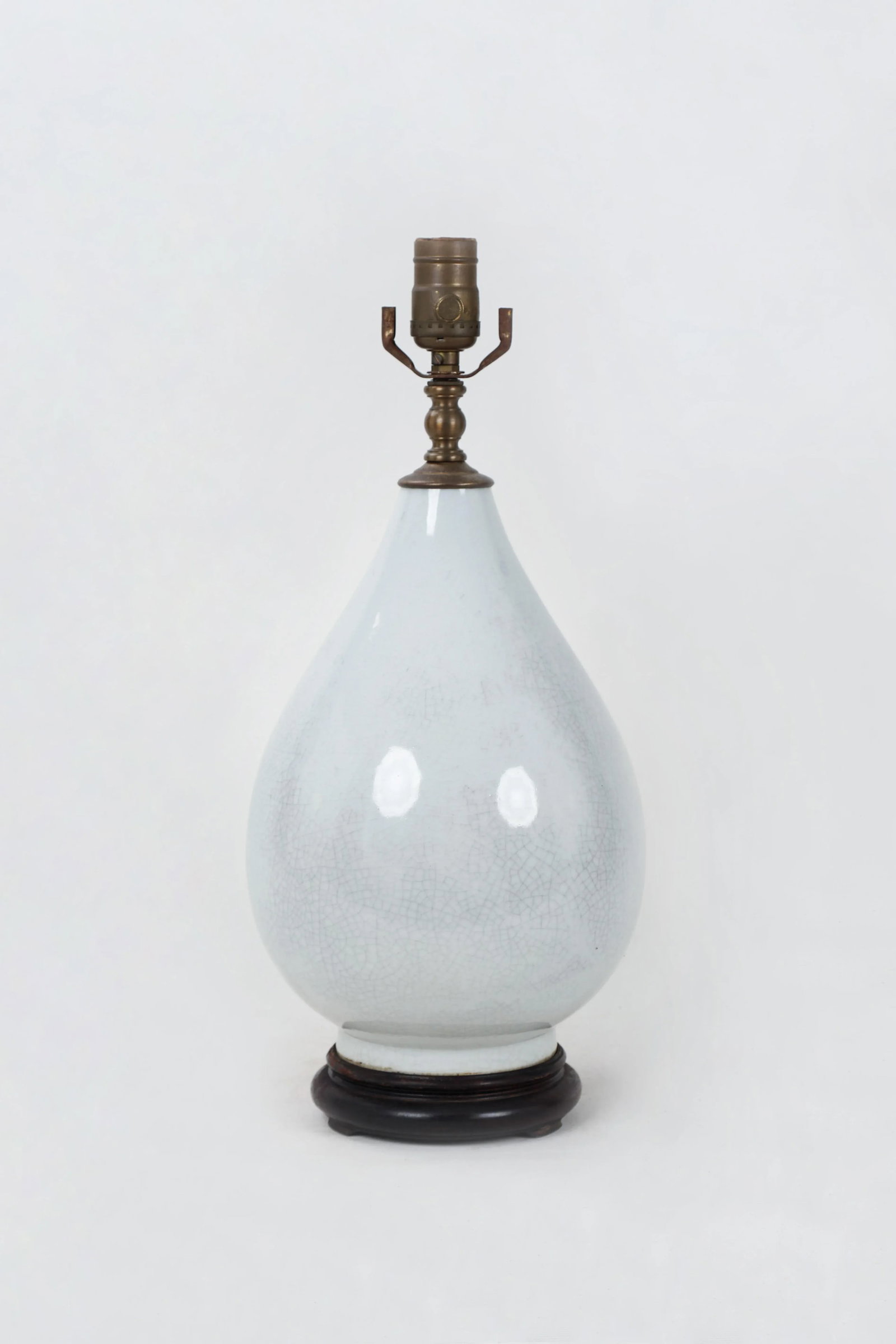 1980s Traditional Teardrop Blanc De Chine Porcelain White Crackle Vase - 7
