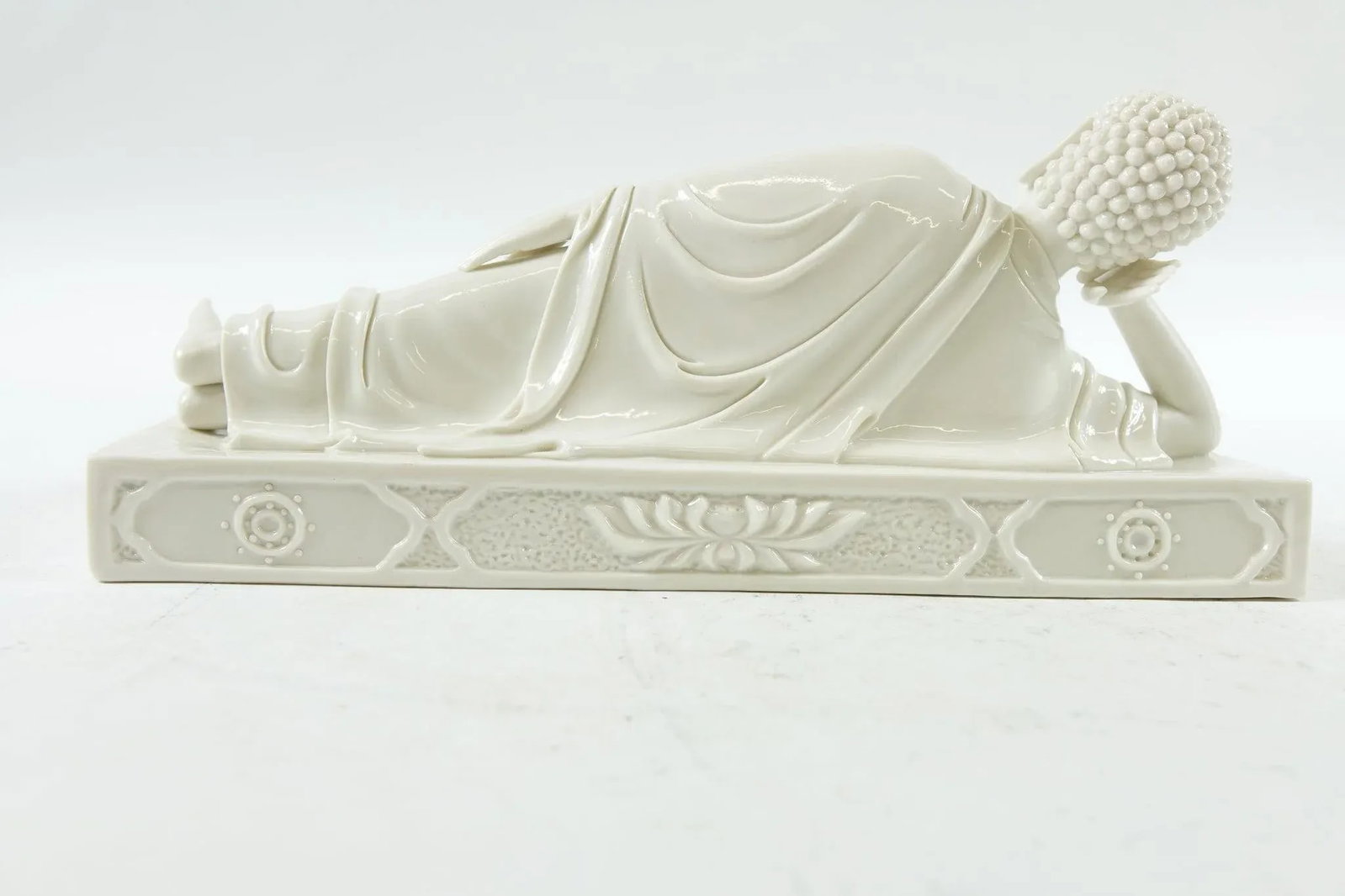 Mid 20th Century Porcelain Lying Buddha Figurine - 3