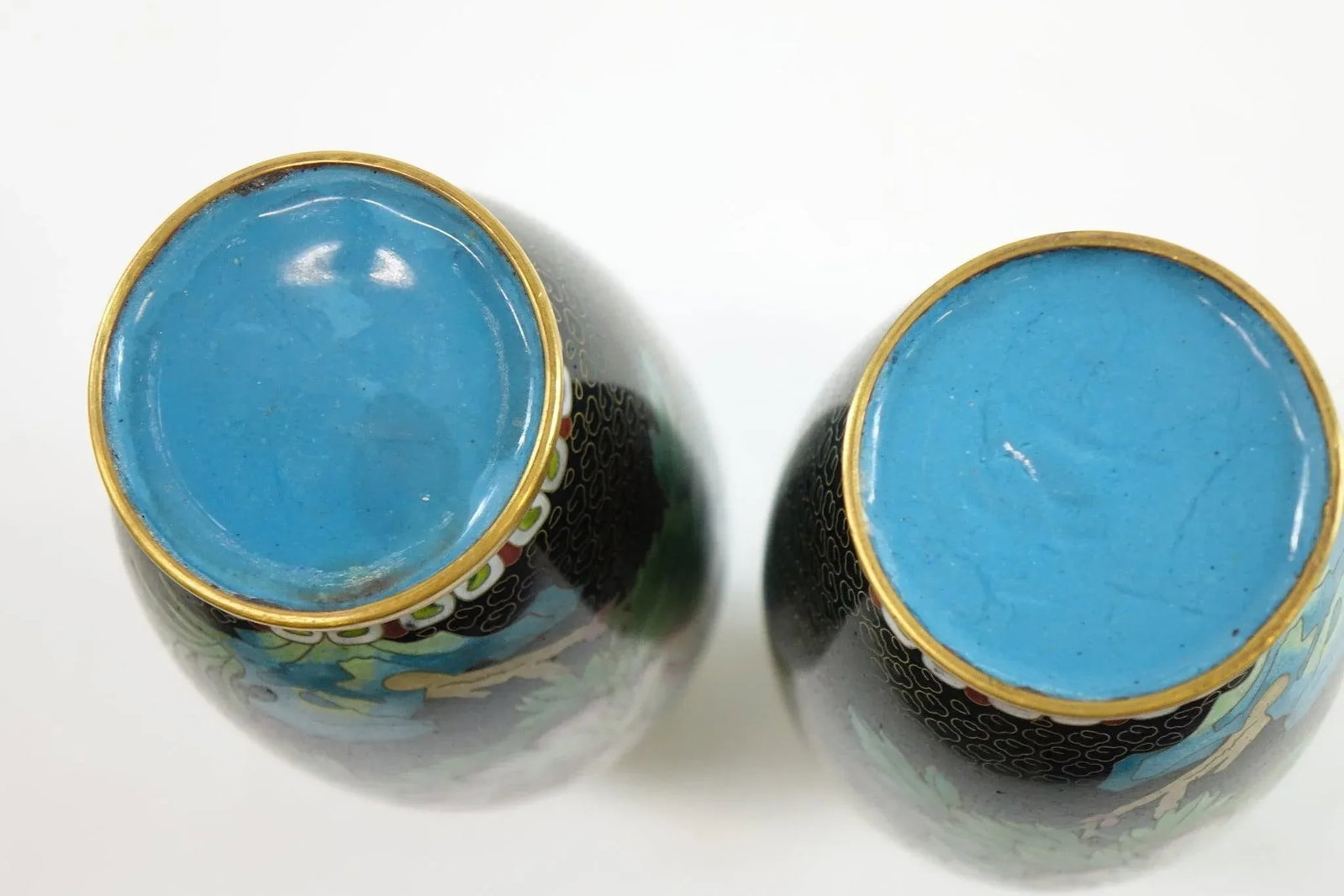 Early 20th Century Chinese Cloisonne Vases - A Pair - 3