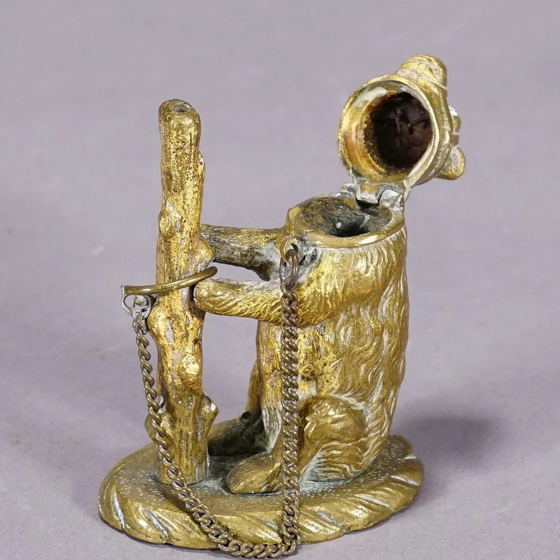 Antique Chained Bear Pillbox Made of Brass - 6