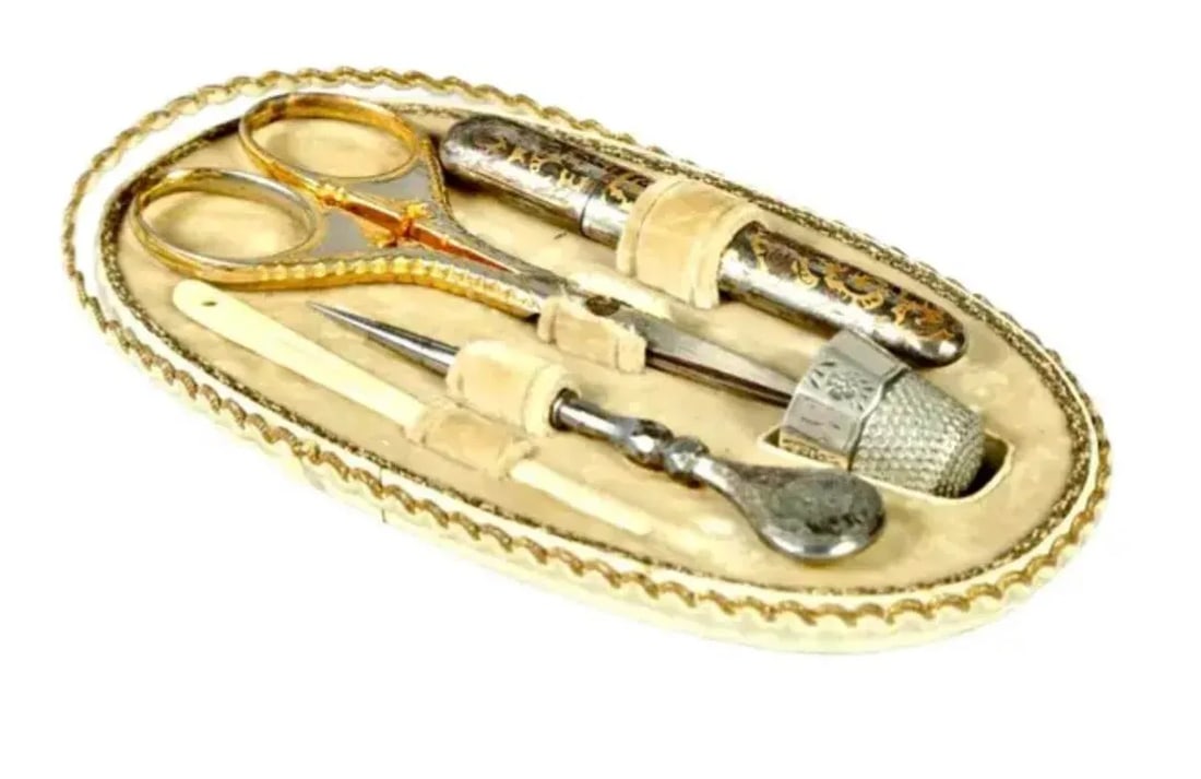 19th Century French Boulle Sewing Scent Necessaire Box - 9