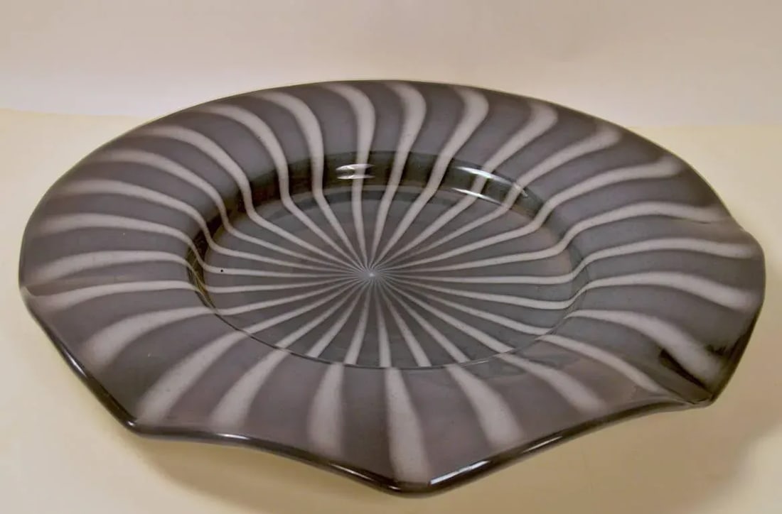 Large Murano Platter Centerpiece Bowl Attributed to Barbini - 9