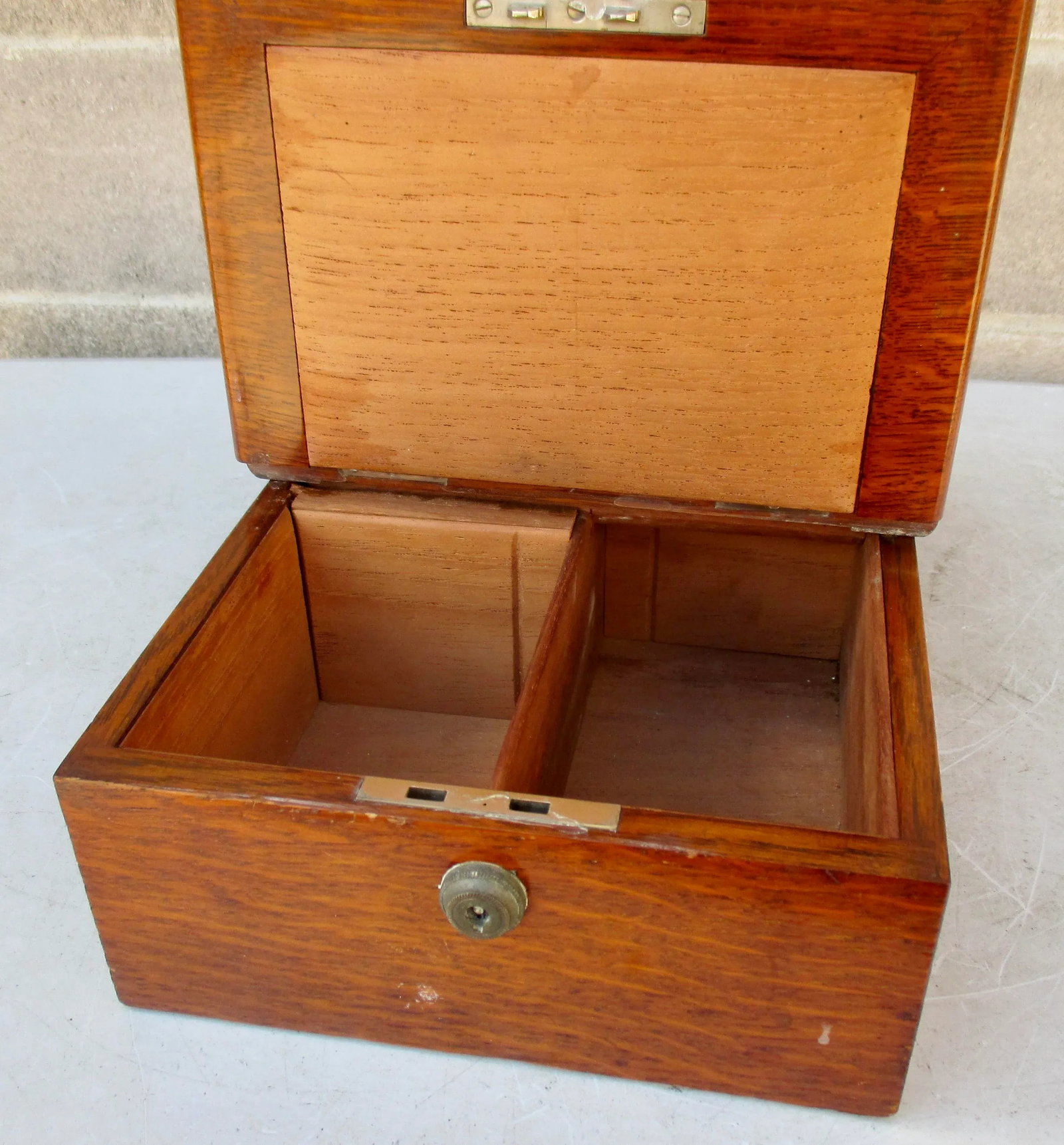 Cask Box by Mappin & Webb Sterling Silver and Oak Dated 1904 - 7