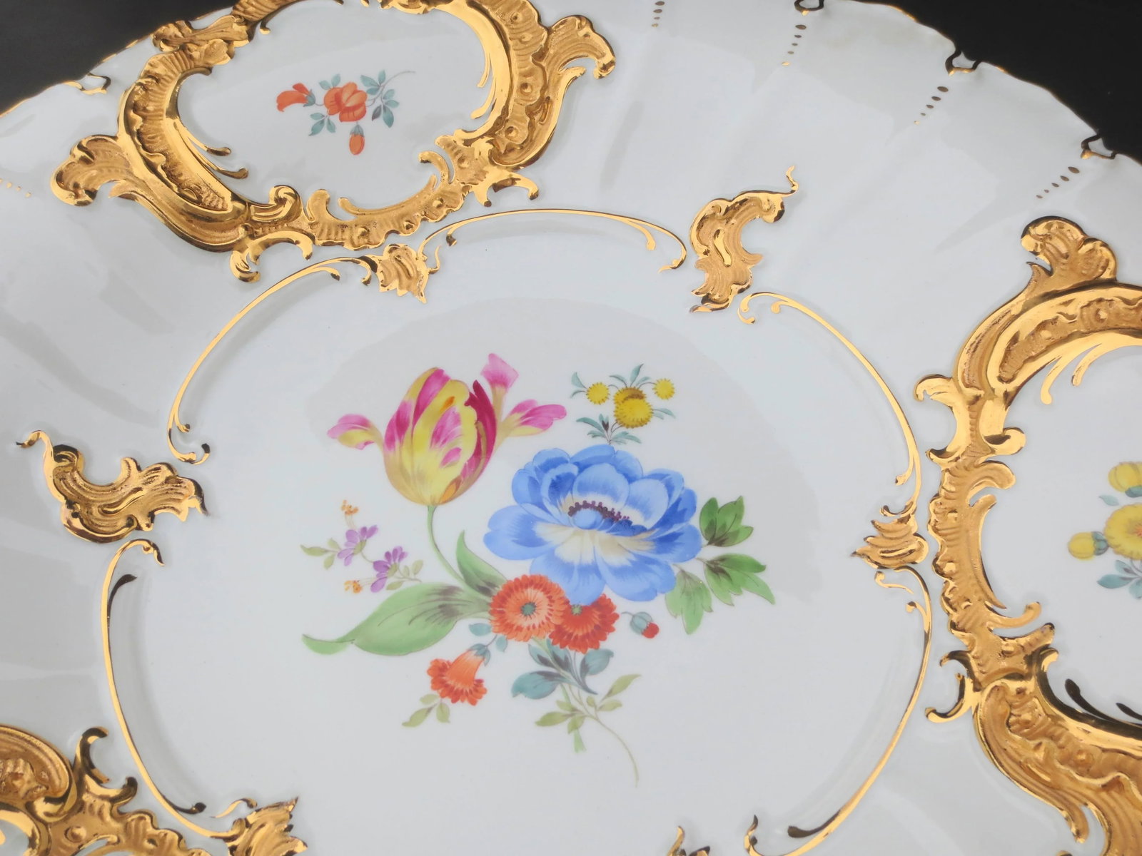 Vintage Meissen Serving Platters - a Pair of 2 - 4