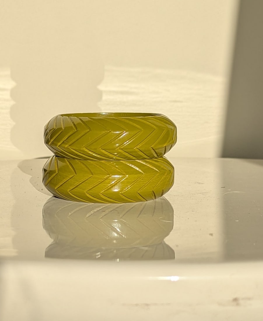 Pair Vintage Olive Green Acrylic Bangles Incised Linear Pattern - 3
