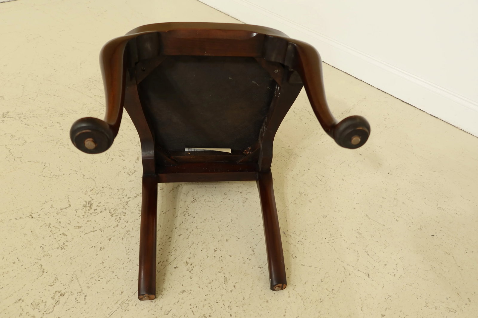 Set of 8 Stickley Mahogany Philadelphia Queen Anne Style Dining Room Chairs - 11