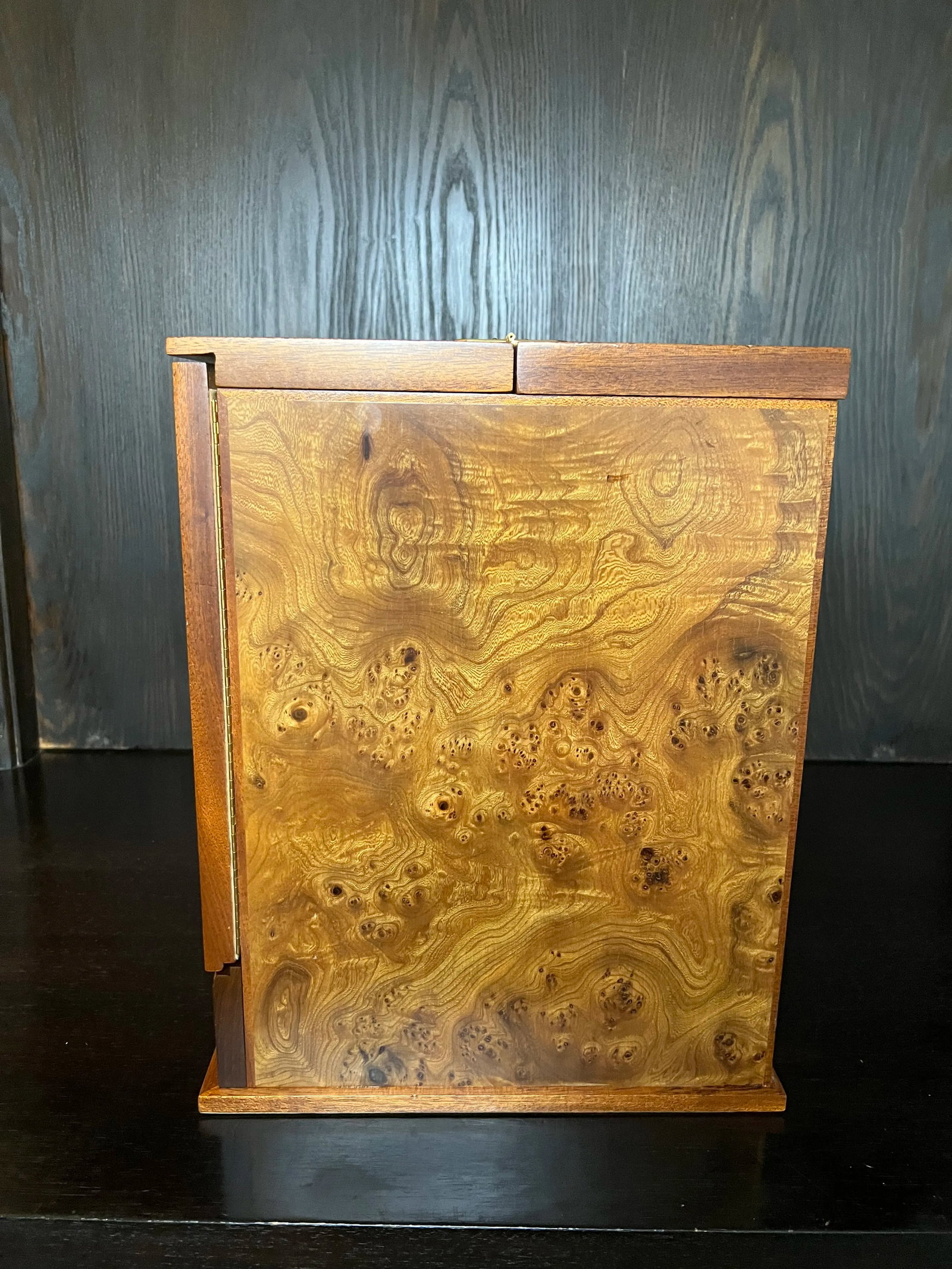 1990s Vintage Luxury Jewelry Case by Agresti of Florence, Italy, Hand-Crafted From Briarwood and Mah - 12