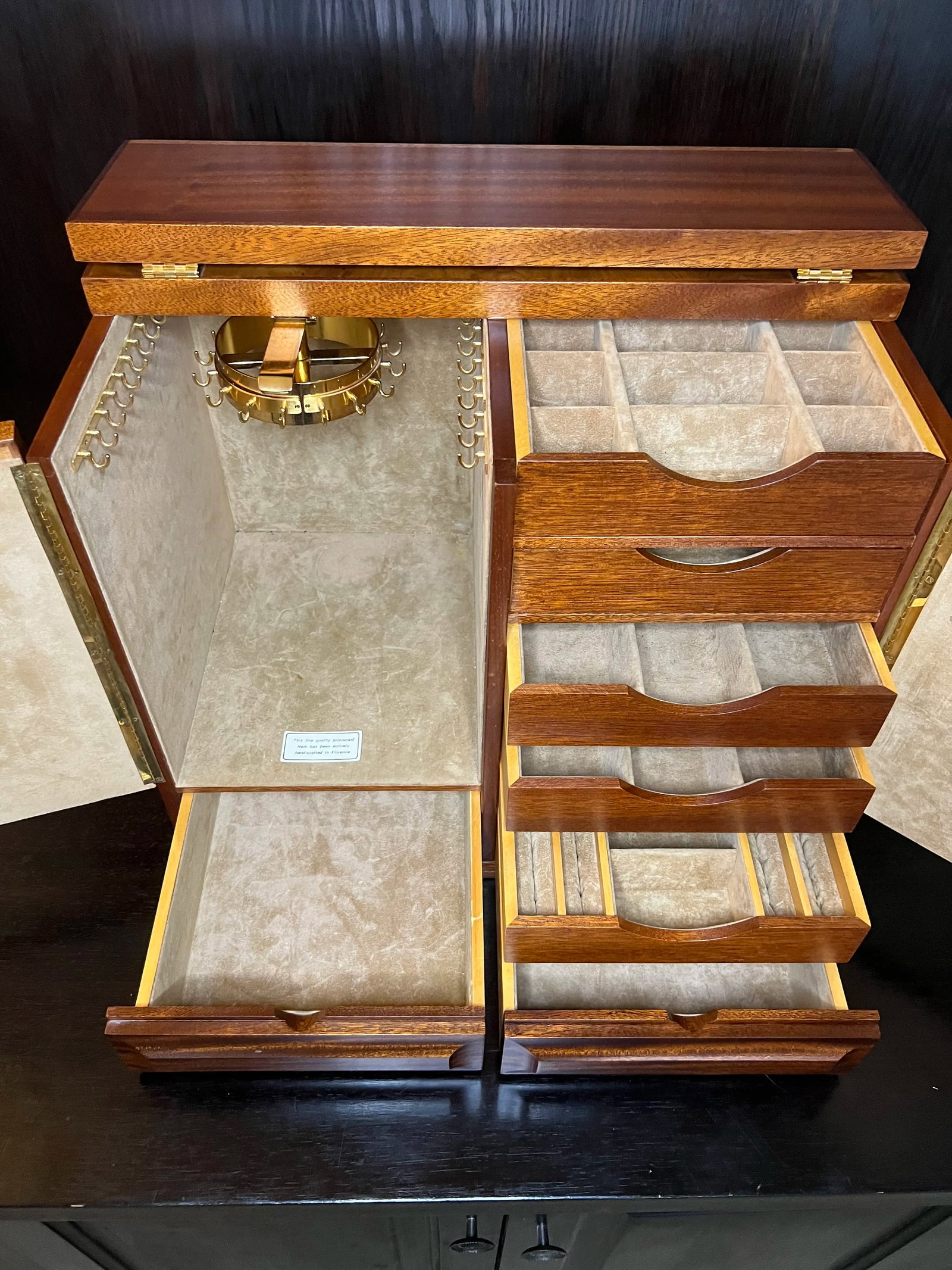 1990s Vintage Luxury Jewelry Case by Agresti of Florence, Italy, Hand-Crafted From Briarwood and Mah - 4