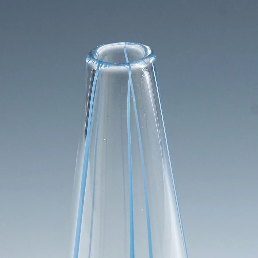 Vintage Art Glass Vase by Vicke Lindstrand for Kosta 1950s - 5