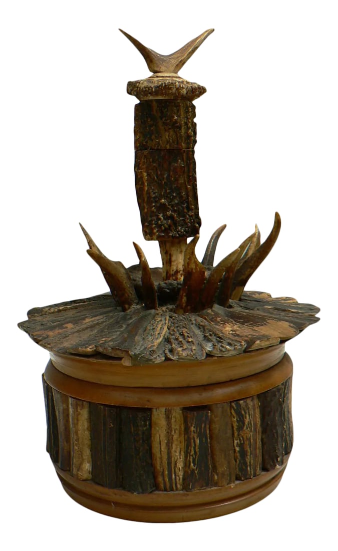 Cabin Decor Antler Humidor Ca. 1890/1900 (1 of 11)