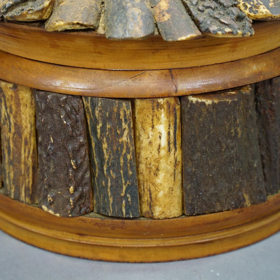 Cabin Decor Antler Humidor Ca. 1890/1900 - 6