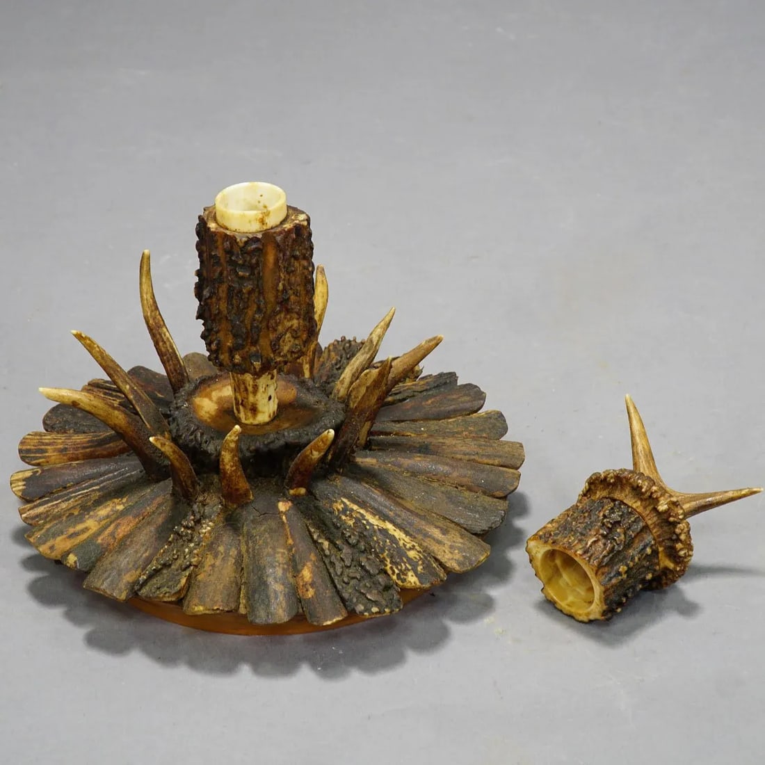 Cabin Decor Antler Humidor Ca. 1890/1900 - 8