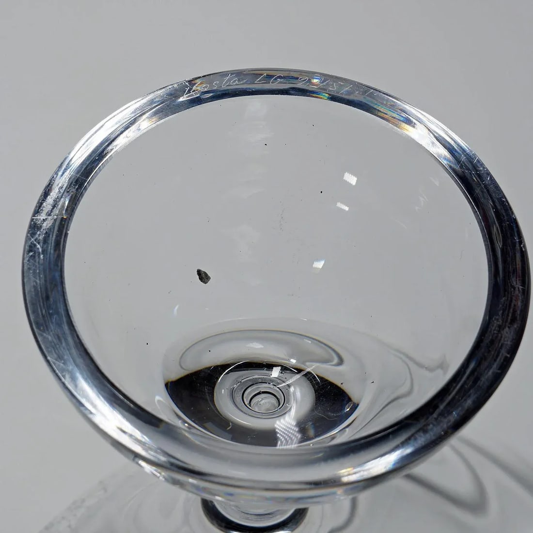 Footed Bowl With Feather Decoration by Vicke Lindstrand for Kosta 1950s - 10