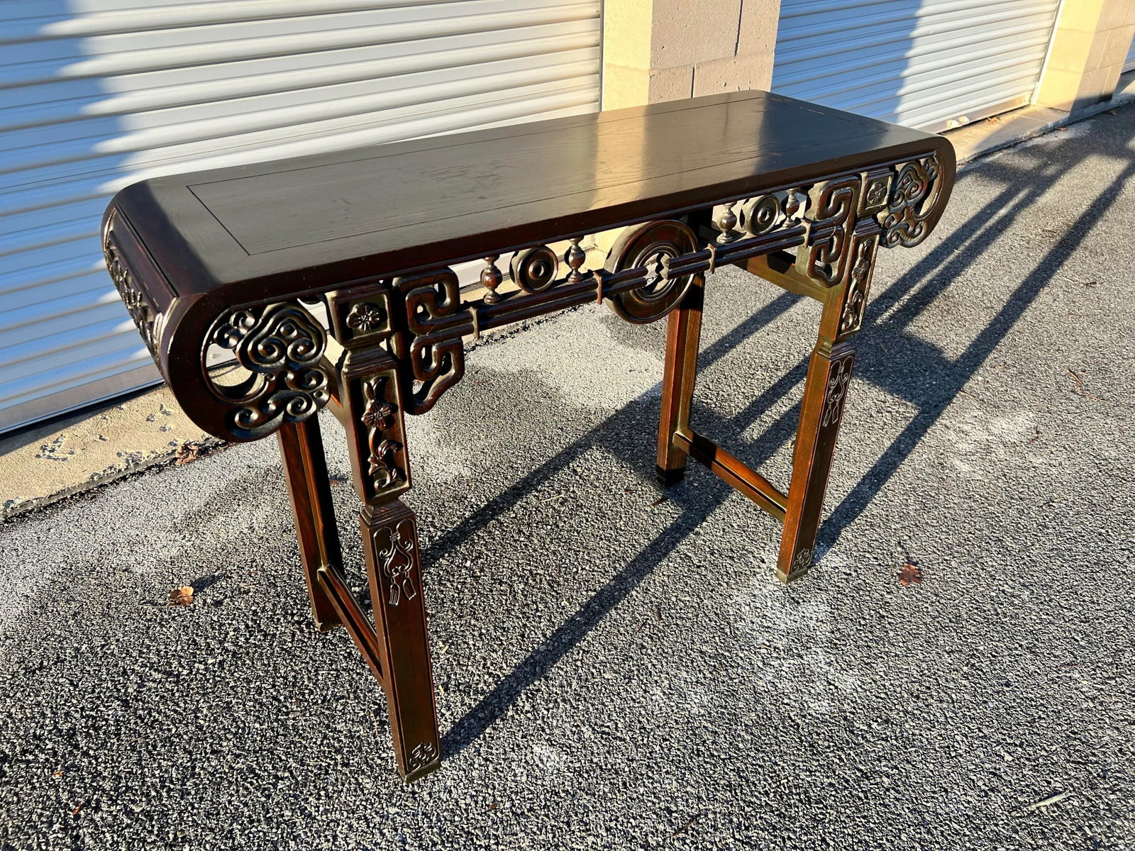 Vintage Ebony Finish Chinoiserie Style Console or Hall Table Circa 1970's - 5