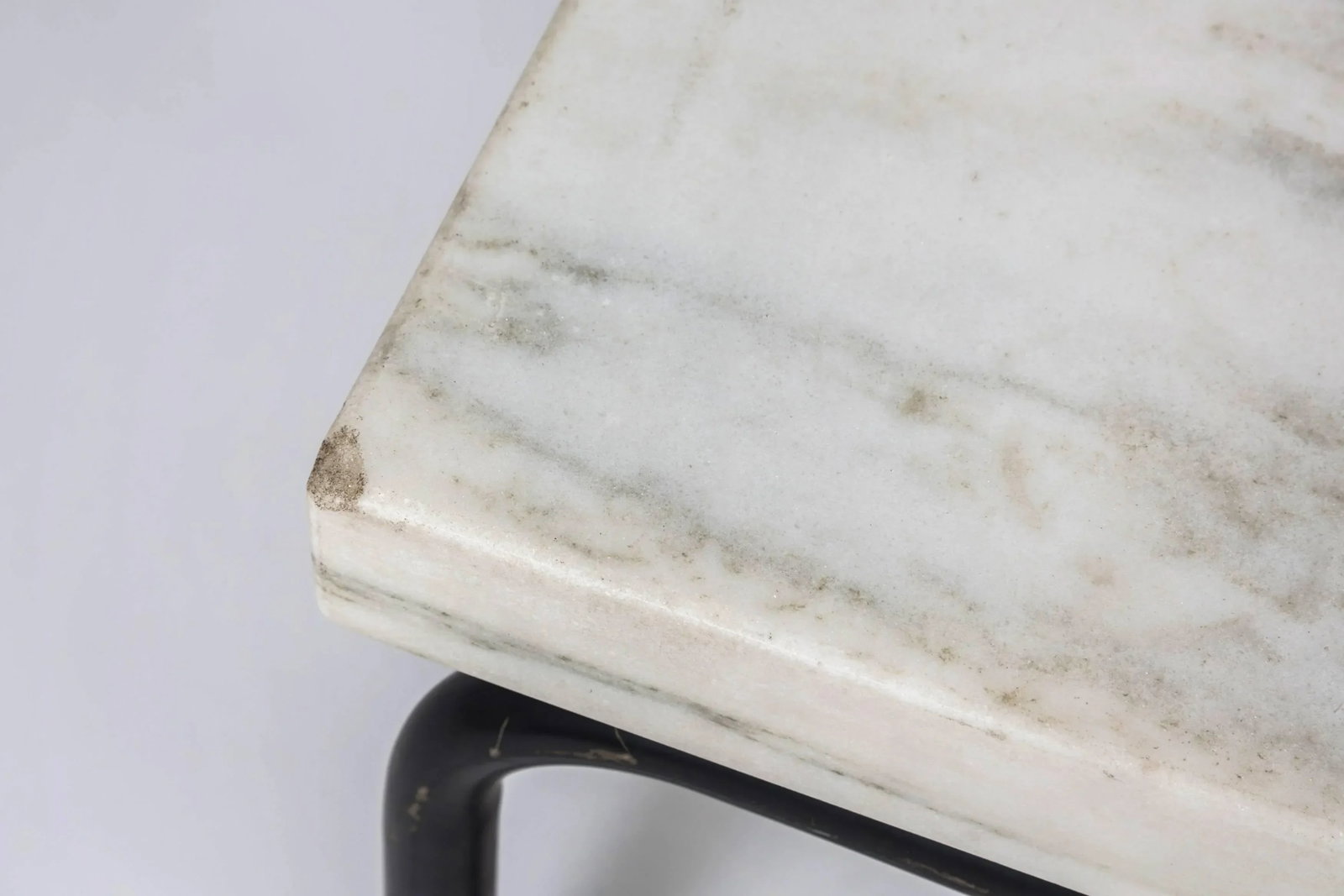 1960s Italian White Marble Coffee Table by Michael McCarthy for Cassina - 7