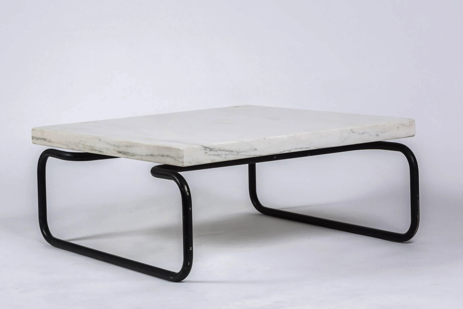 1960s Italian White Marble Coffee Table by Michael McCarthy for Cassina - 8