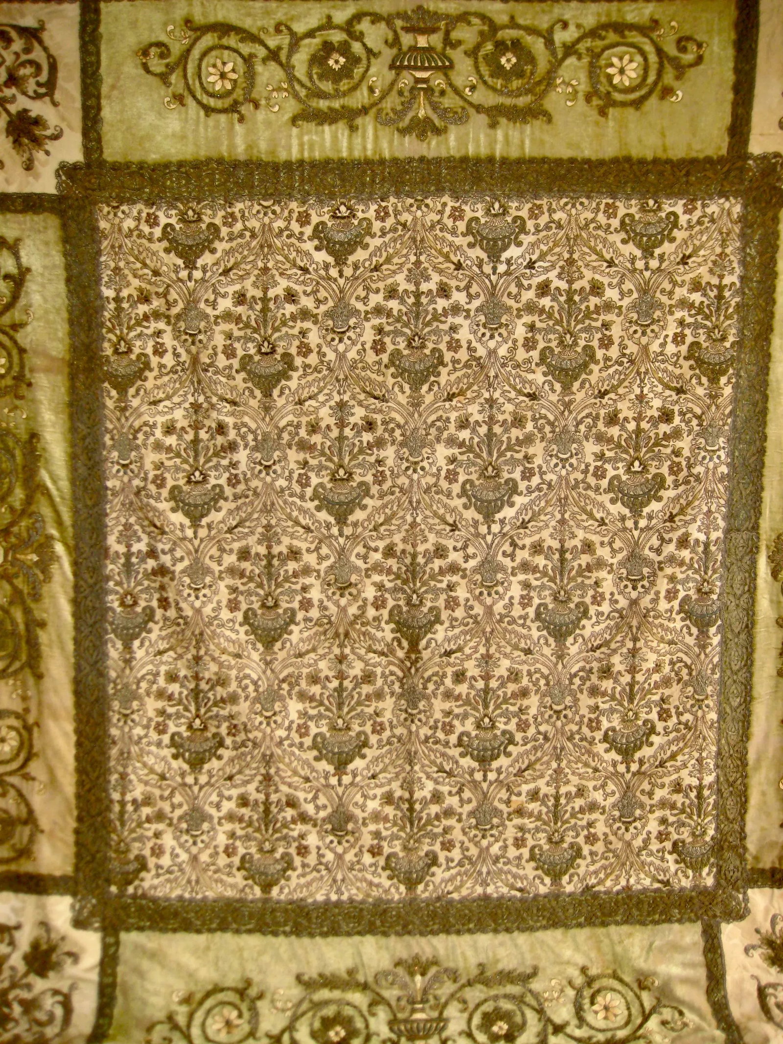 Late 19th Century Gold and Silver Embroidered Velvet Tablecloth or Cover - 2