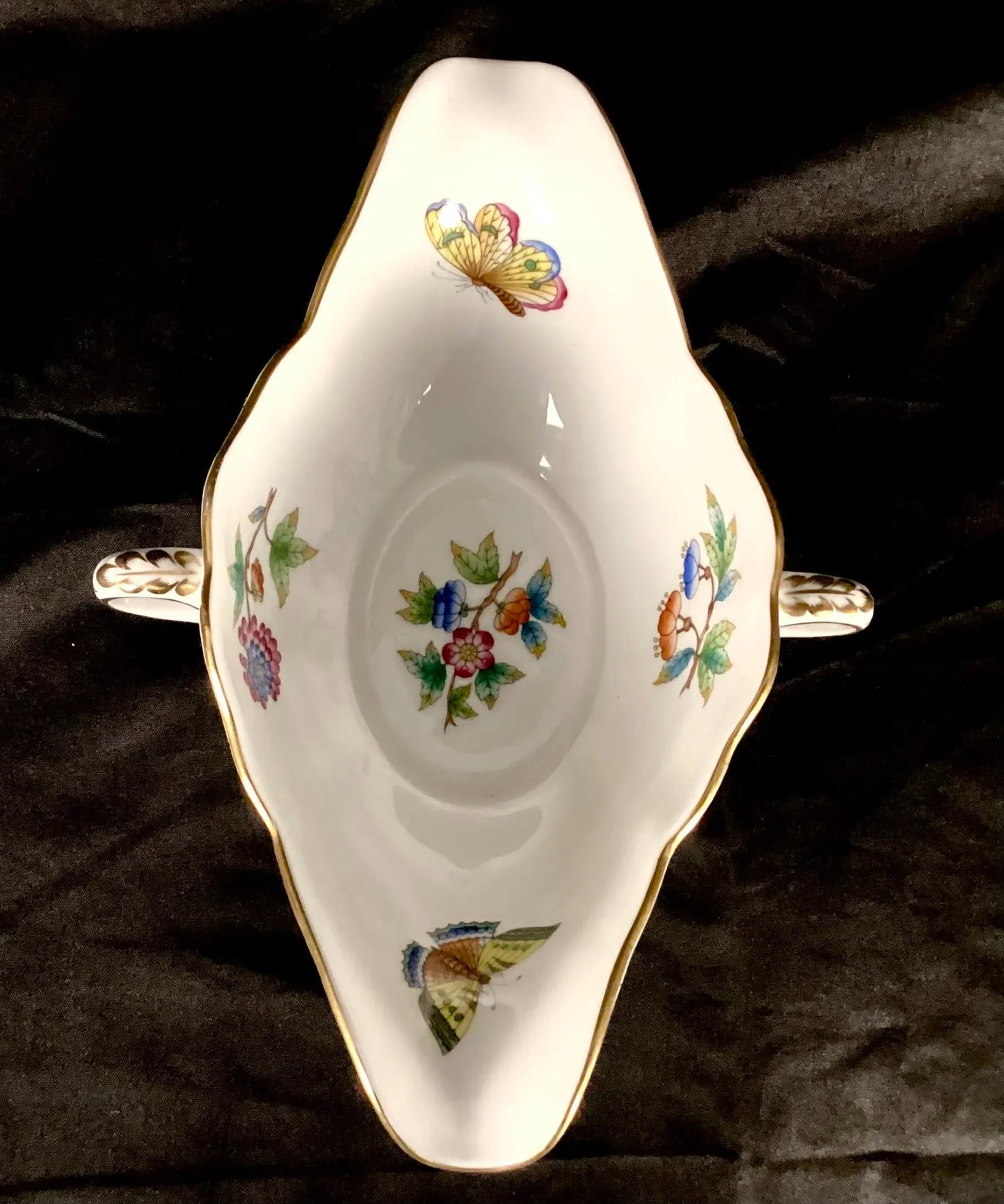Herend Queen Victoria Gravy Boat - 4