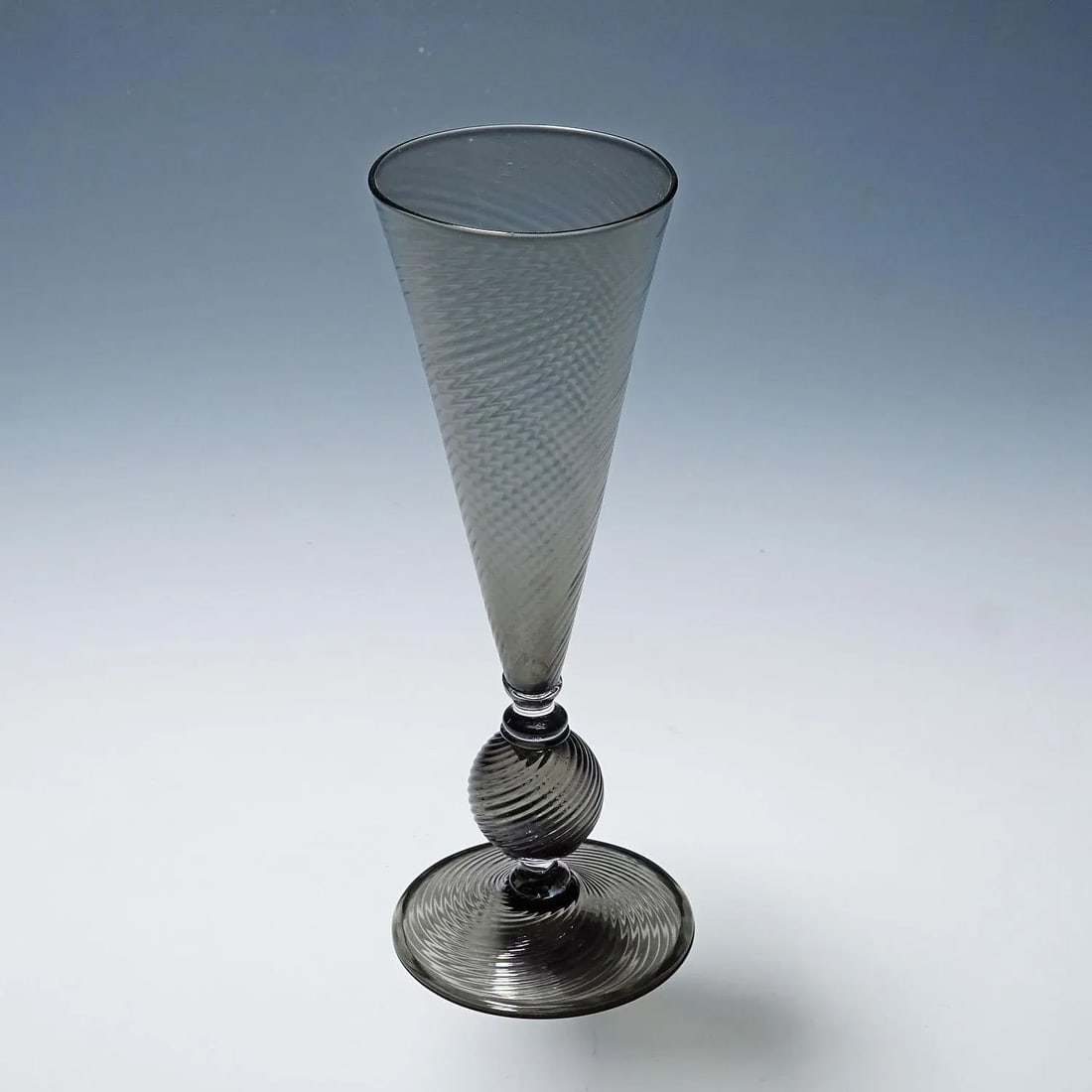 Vetro Soffiato Glass Vase, Venini Murano Ca. 1950s - 2