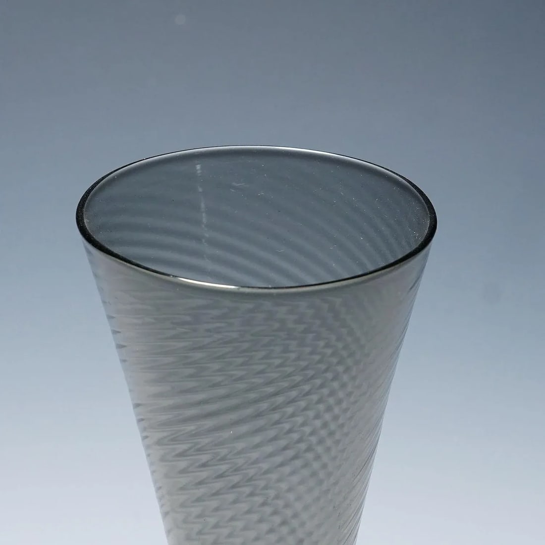 Vetro Soffiato Glass Vase, Venini Murano Ca. 1950s - 3