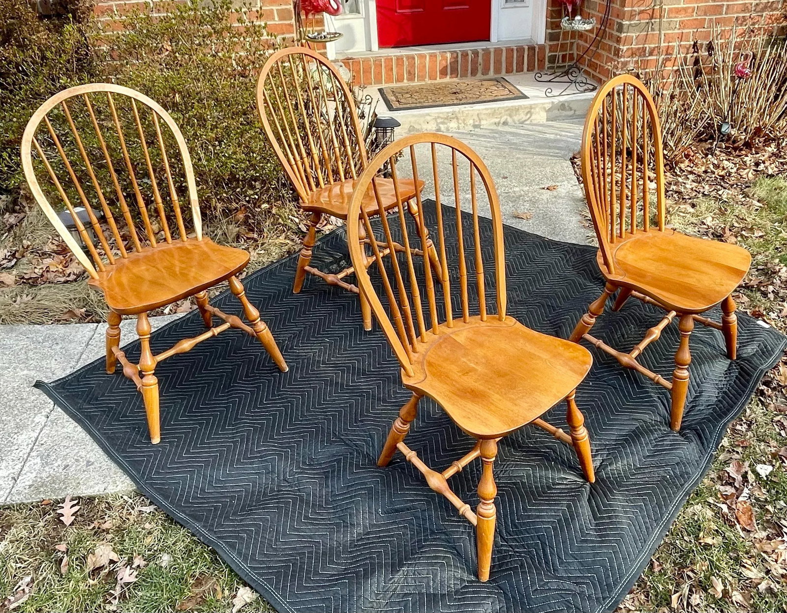 1990s Nichols & Stone Hoop Back Windsor Style Side Chairs- Set of 4 - 4