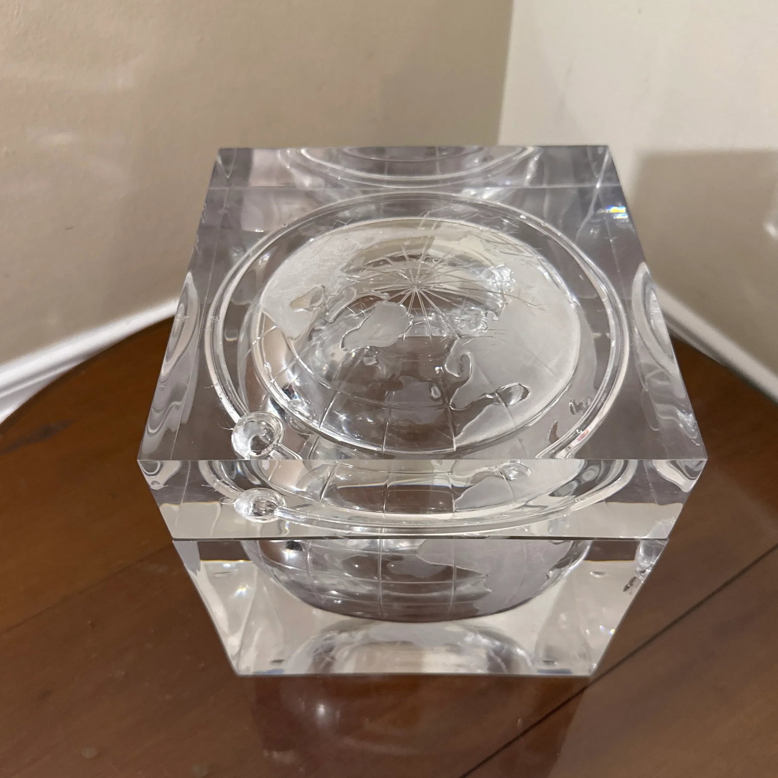 World Globe Acrylic Cube Ice Bucket by Alessandro Albrizzi, 1960s - 3