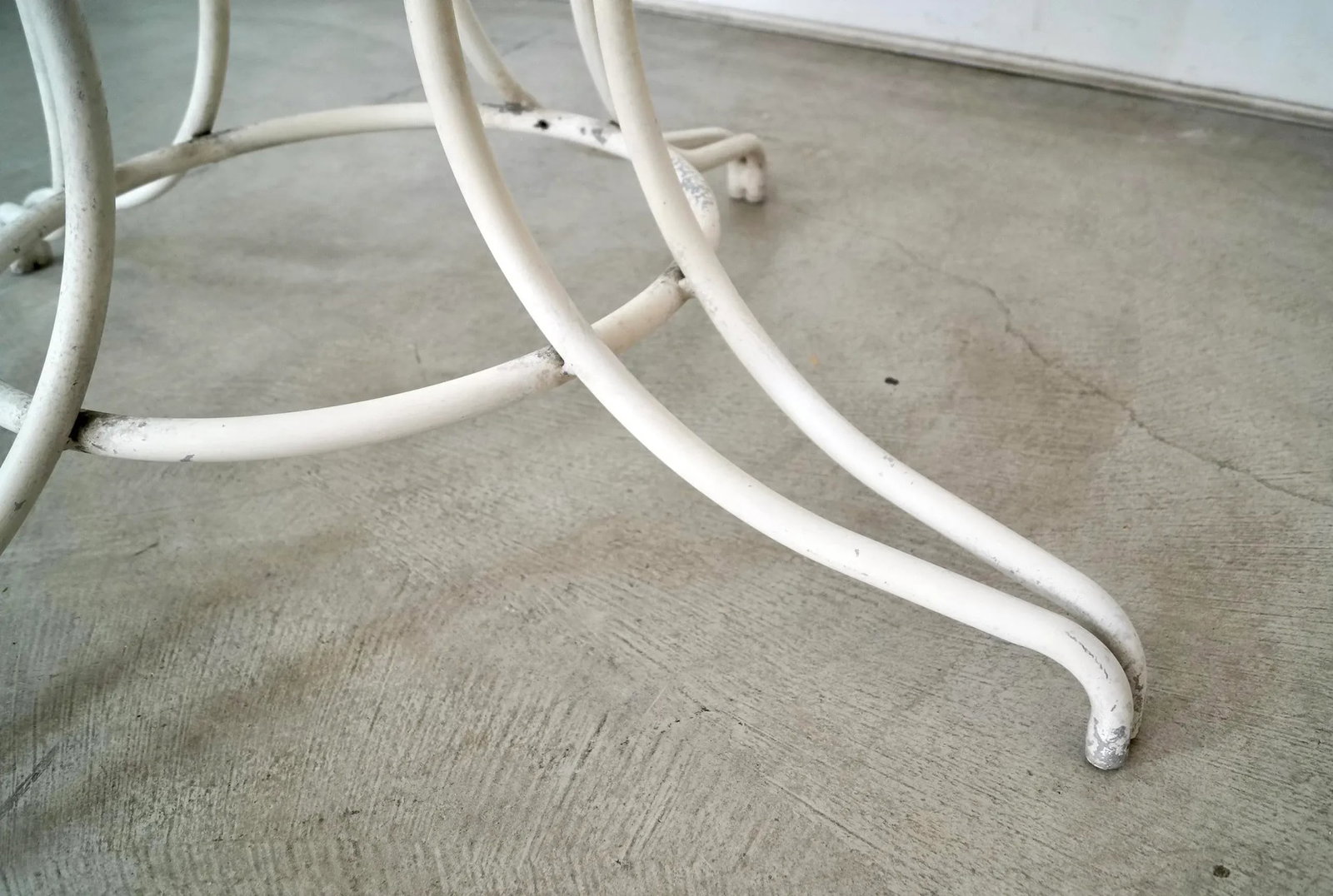 1970's Mid-Century Modern Brown Jordan Style Aluminum Patio Table - 11