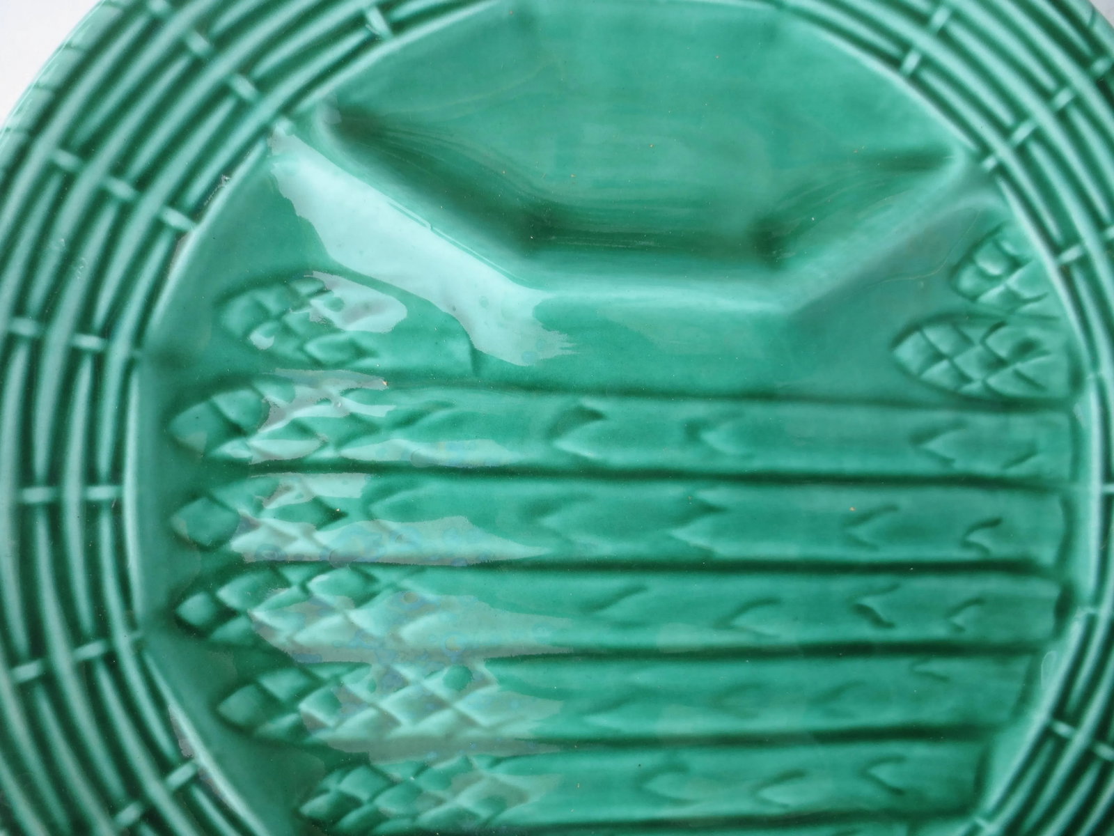 Sarreguemines Majolica Asparagus Plates- Set of 6 - 3
