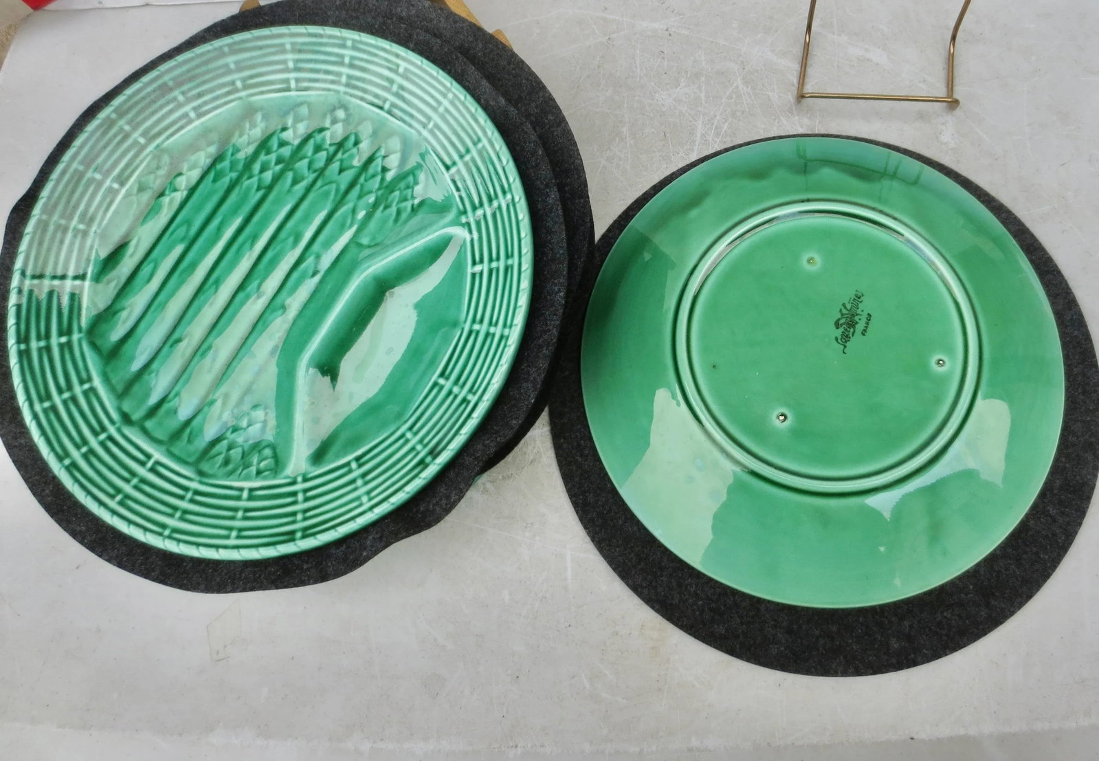 Sarreguemines Majolica Asparagus Plates- Set of 6 - 7