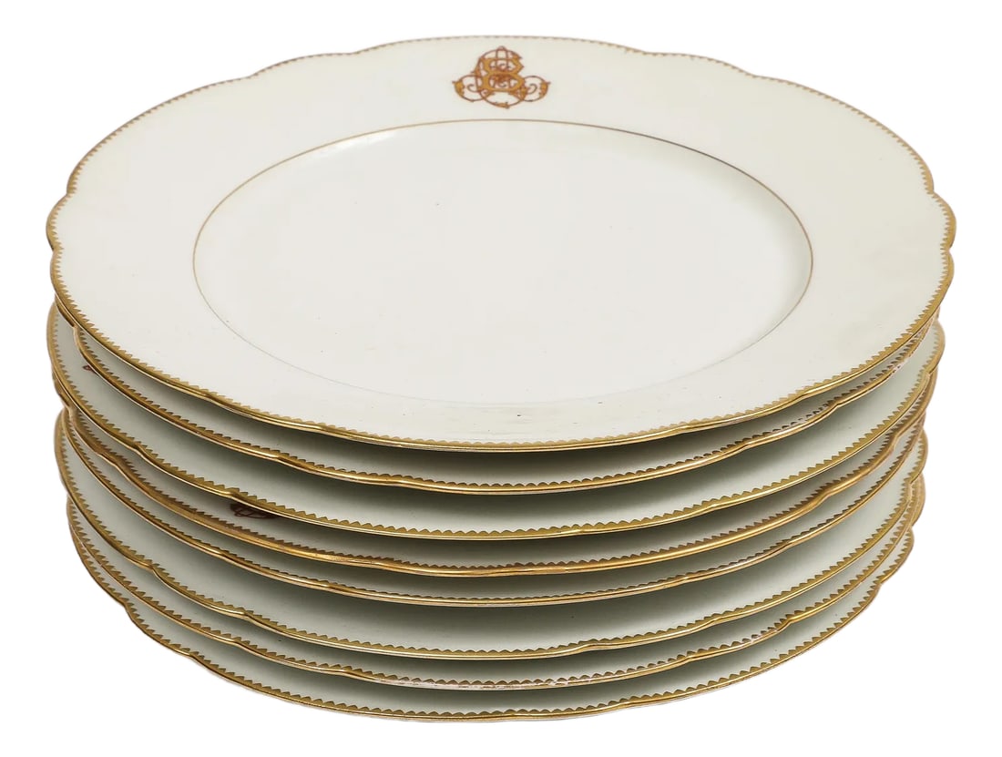 Set of 7 French Porcelain Charles Pillivuyt & Cie Dinner Plates (1 of 9)