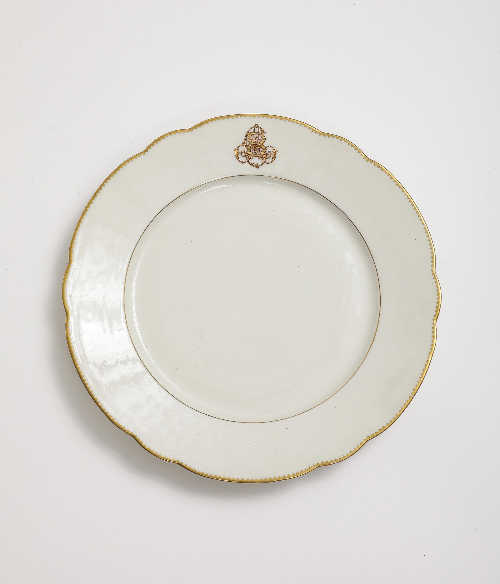 Set of 7 French Porcelain Charles Pillivuyt & Cie Dinner Plates - 5