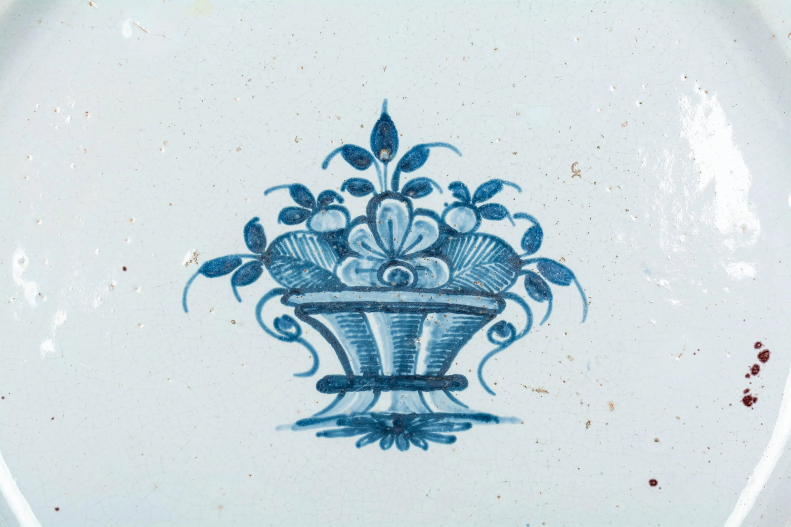 18th Century French Rouen Ceramic Platter - 6