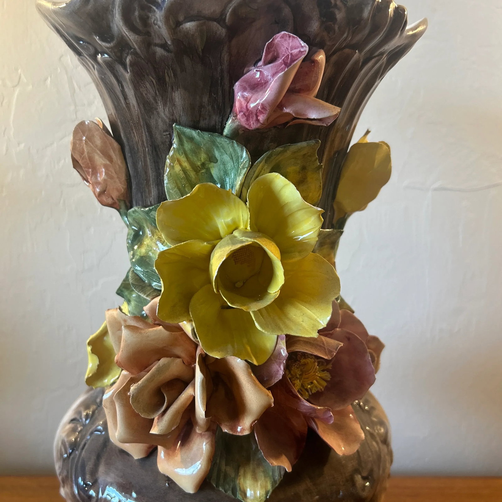 Tall Vintage Capodimonte Porcelain Floral Vase, Made in Italy - 3