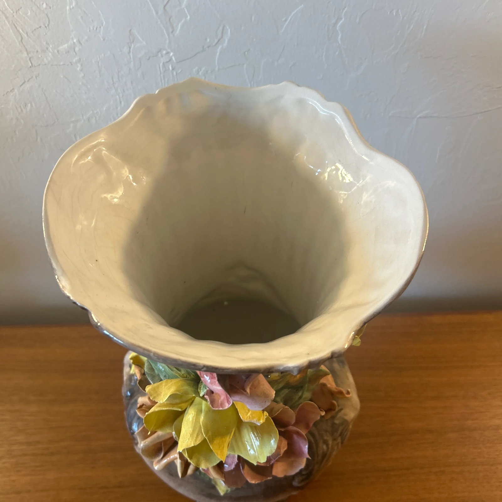 Tall Vintage Capodimonte Porcelain Floral Vase, Made in Italy - 8