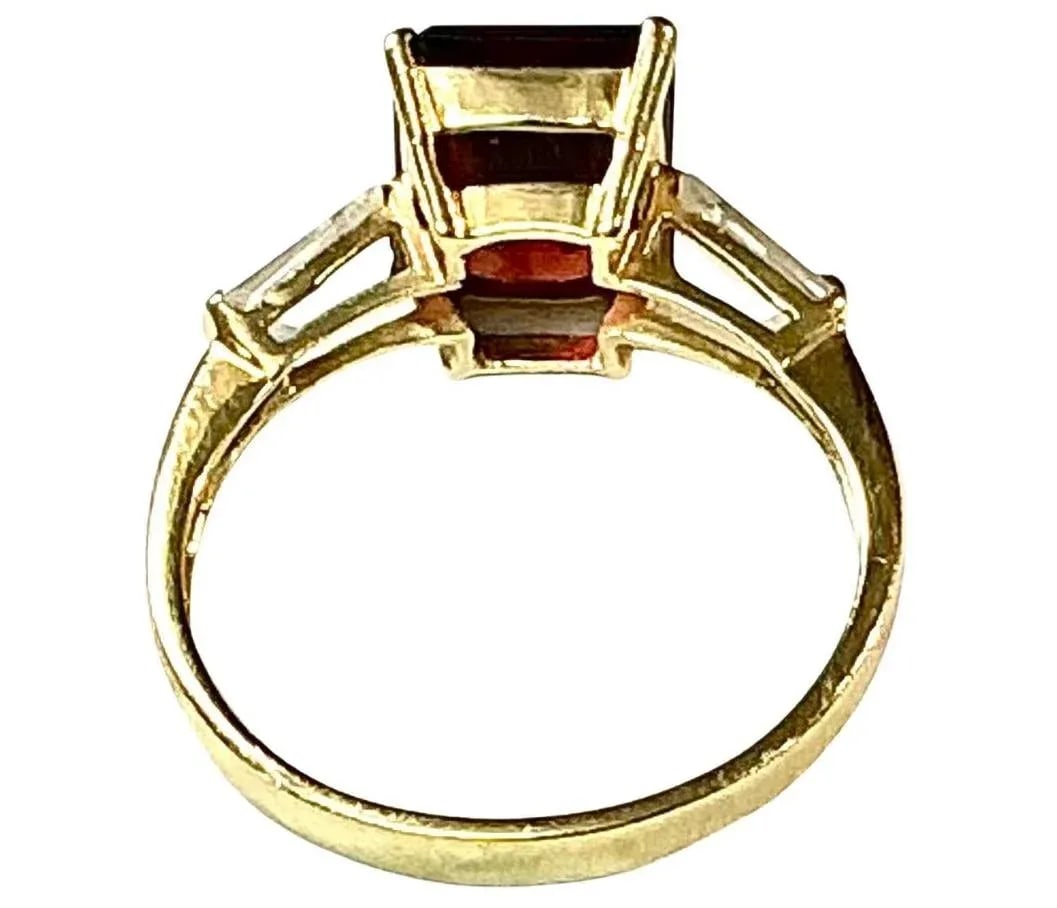 Garnet With Diamond Baguettes 14k Yellow Gold Ring - 4